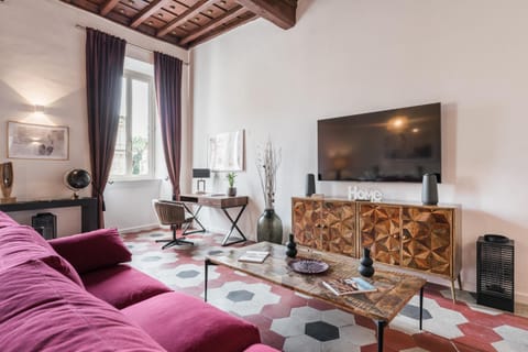 Communal lounge/ TV room, TV and multimedia, Living room, Seating area