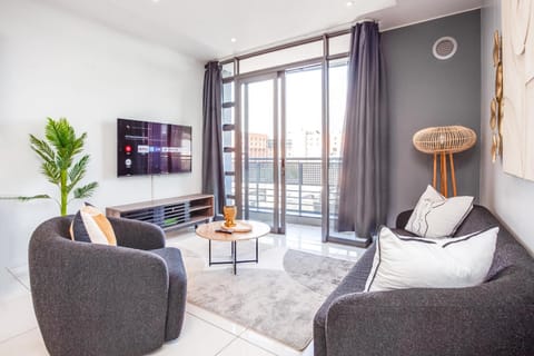 Communal lounge/ TV room, TV and multimedia, Living room, Seating area