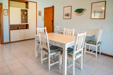 S220 - Sirolo, trilocale in centro con terrazzo Apartment in Sirolo