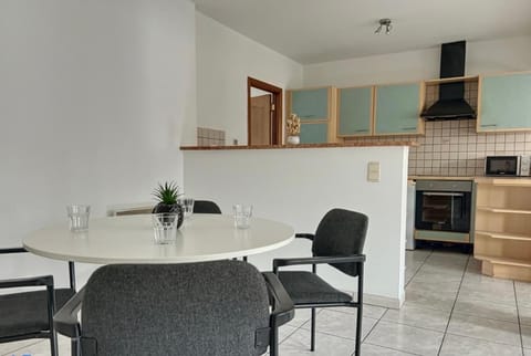 Gohyssart 51b 2 Bruxelles-Charleroi-airport House in Charleroi