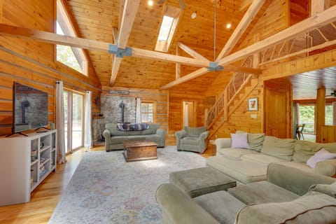 A-Frame Log Home with Game Room Near Lake George! House in Bolton