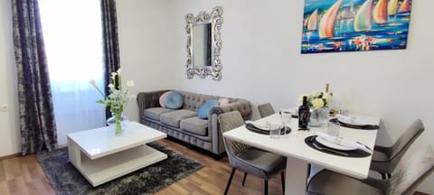 Living room, Seating area, Dining area