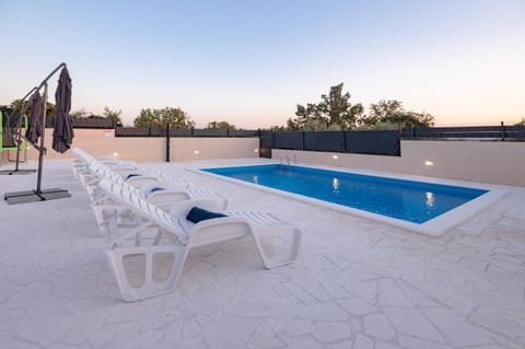 Kuća za odmor Kamenjani-Škabrnja Villa in Šibenik-Knin County, Croatia