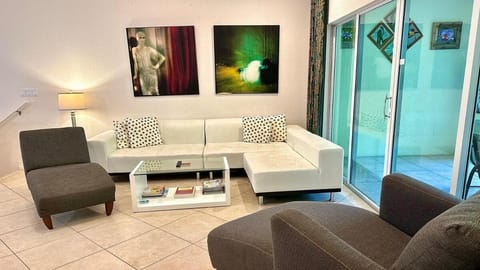 809 Mariners Club House in Key Largo