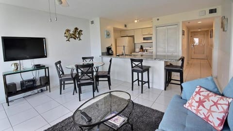 2306 Ocean Pointe Suites House in Tavernier