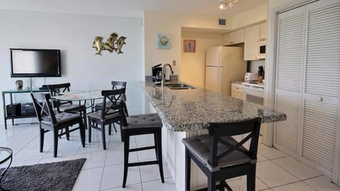 2306 Ocean Pointe Suites House in Tavernier