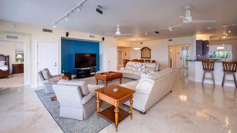 525 Mariners Club House in Key Largo