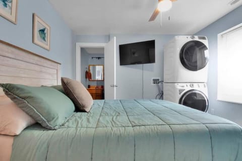 Modern 4BR House in Bloomington House in Indiana