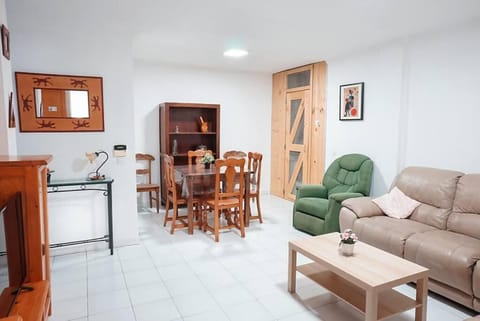 Amplia y céntrica casa en Torremolinos8 huéspede Apartment in Torremolinos