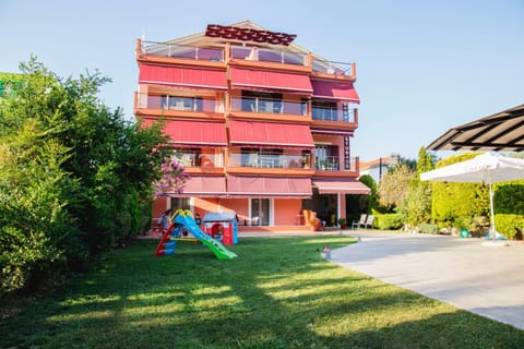 Property building, Garden