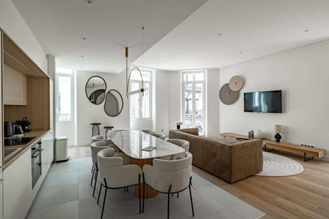 Facade/entrance, Kitchen or kitchenette, Living room, Dining area, minibar