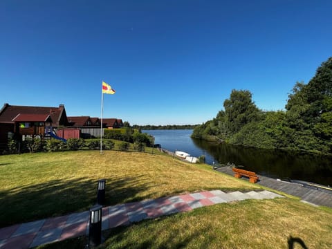 Garden, Lake view