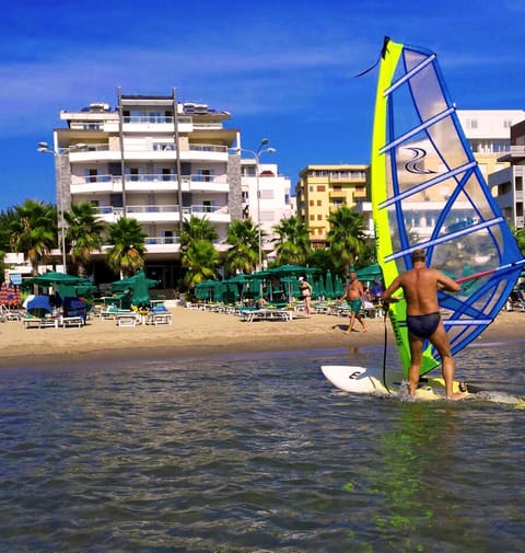 Summer, Windsurfing