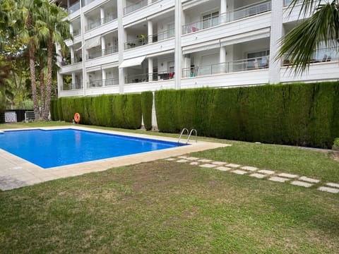 Garden, Swimming pool