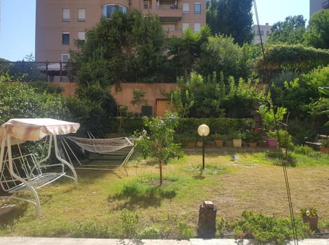 Garden, Garden