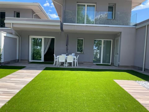 Property building, Garden