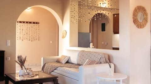 Property building, Day, Summer, TV and multimedia, View (from property/room), Living room, Seating area, Mountain view, Sea view, Entertainment, Quiet street view, internet, internet