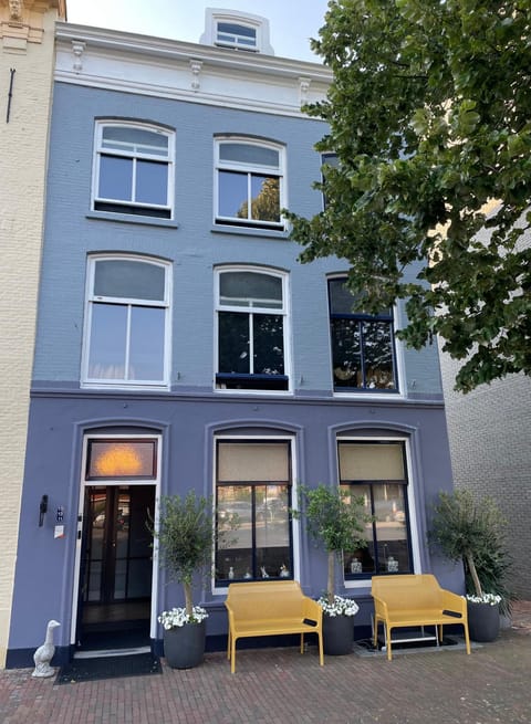 In Den Gouden Beer Bed and Breakfast in Vlissingen