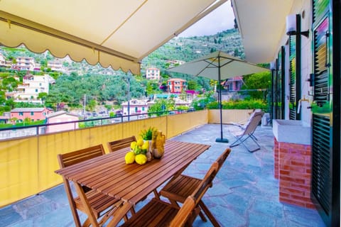 IL MANDORLO Apartment Apartment in Recco