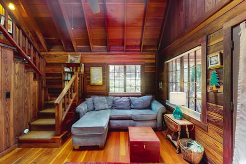 Dreamcatcher Cottage House in Russian River