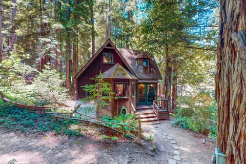 Dreamcatcher Cottage House in Russian River
