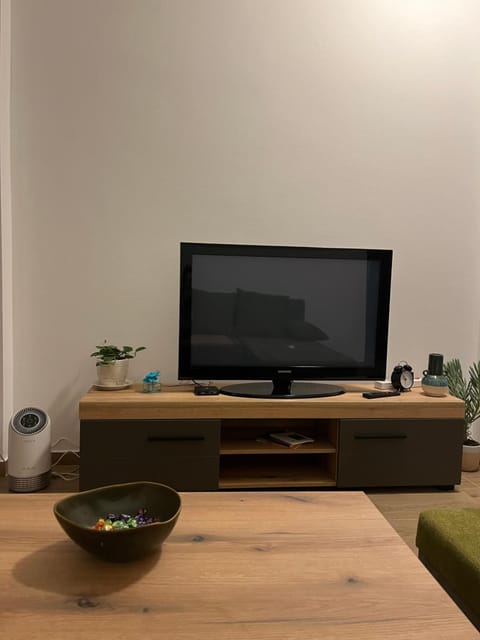 TV and multimedia, Evening entertainment