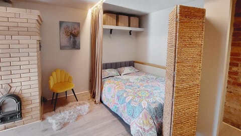 Bed, Bedroom, bunk bed