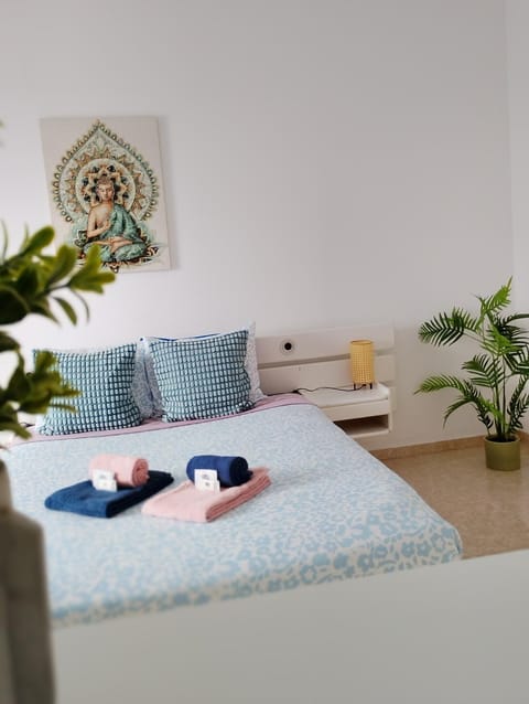 Living room, Seating area, Bedroom, Breakfast
