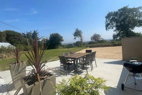 Patio, BBQ facilities, Garden, Garden view