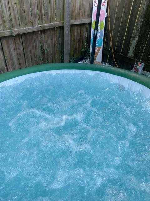 Happy Place Luxury tent in Conley