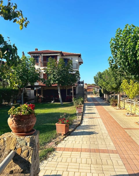 Villa Maron - Platanitis Beach House in Evros, Greece