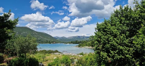 Nearby landmark, Day, Natural landscape