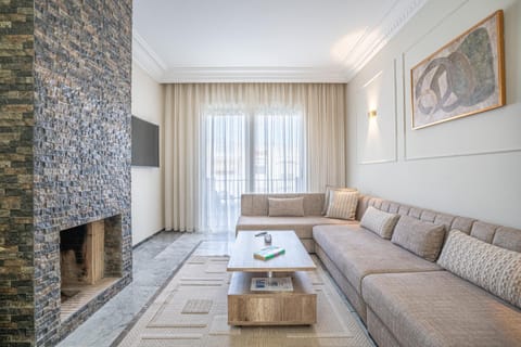 Communal lounge/ TV room, Living room