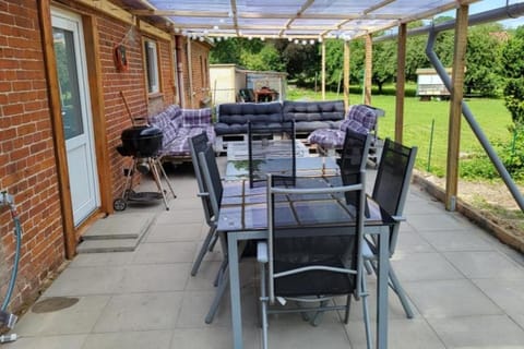 Ferienhaus Kastanie mit Whirlpool Kamin und Sauna House in Hohwacht