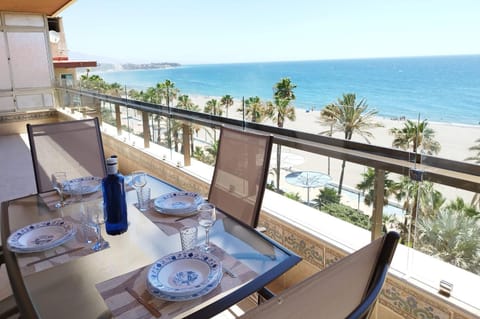 View (from property/room), Balcony/Terrace, Sea view