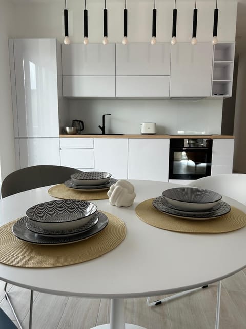 Kitchen or kitchenette, Dining area, pet friendly