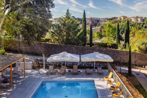 City view, Swimming pool