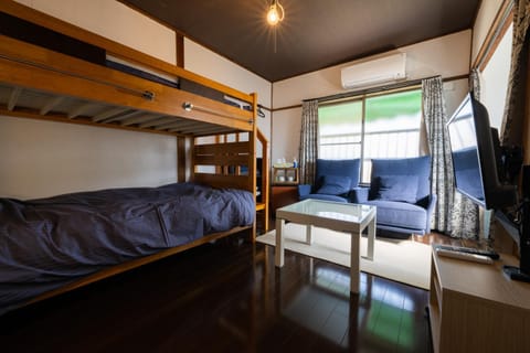 Kitchen or kitchenette, kitchen