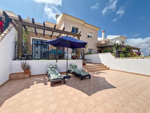 Property building, Balcony/Terrace