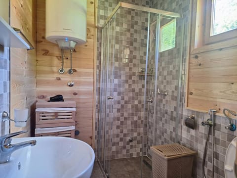 Riverland Cottage 1 House in Montenegro