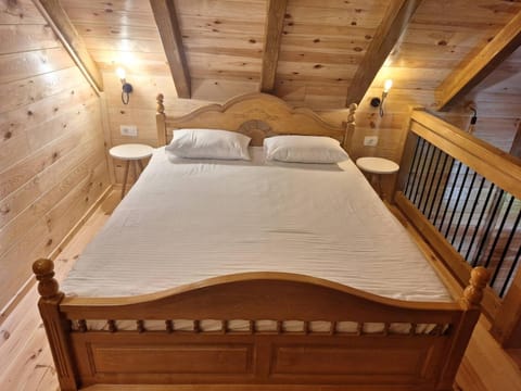 Riverland Cottage 1 House in Montenegro