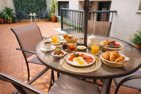 Off site, Summer, Balcony/Terrace, Dining area, laundry