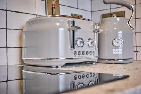 The Snug @ Clarence Apartment in Londonderry