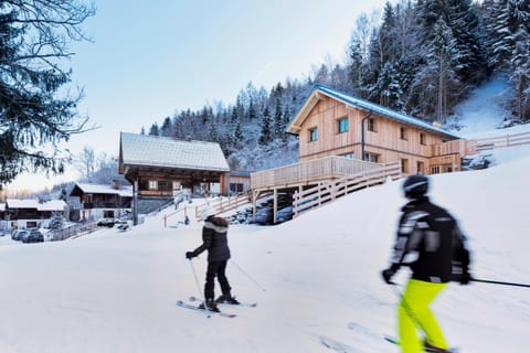 Skiing, Location
