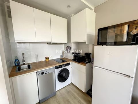 Coffee/tea facilities, Kitchen or kitchenette, dishwasher, pet friendly, stove, toaster, washing machine, dryer