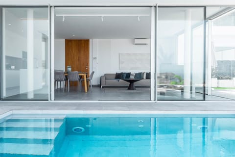 Living room, Swimming pool