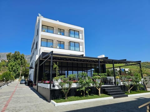 Property building, Day