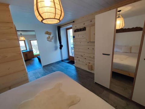 Bed, Photo of the whole room, Bedroom, wardrobe