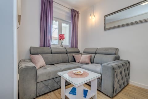 Da Da Apartment in Šibenik-Knin County, Croatia