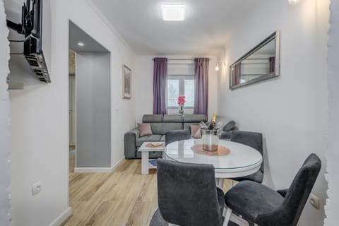 Da Da Apartment in Šibenik-Knin County, Croatia